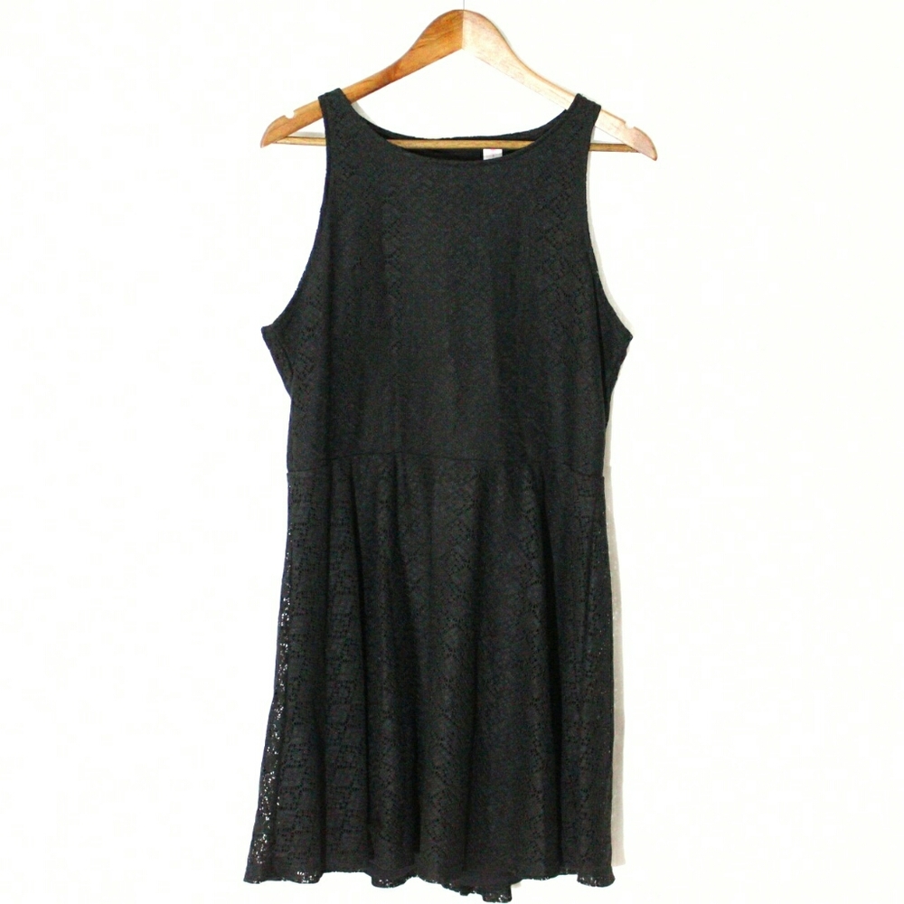 No Boundaries XL Black Sleeveless Lace Midi Dress